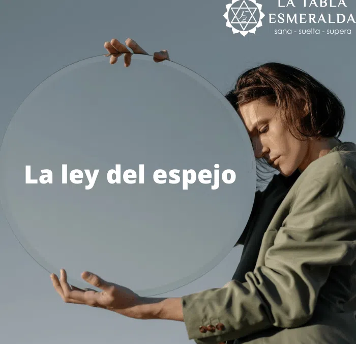 Ley del Espejo en Pareja: Rompiendo patrones de baja autoestima en el amor